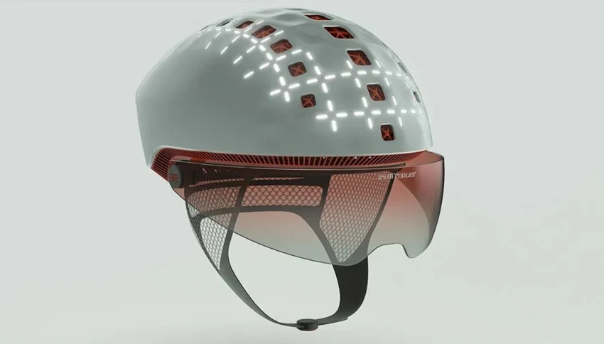 自带气囊及激光雷达,这款“高配版”3D打印自行车头盔了解一下？